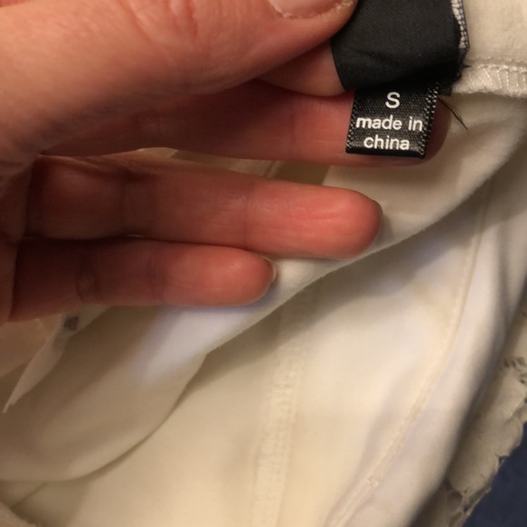 Windsor Small creamy white lace top bodycon dress - Picture 4 of 5